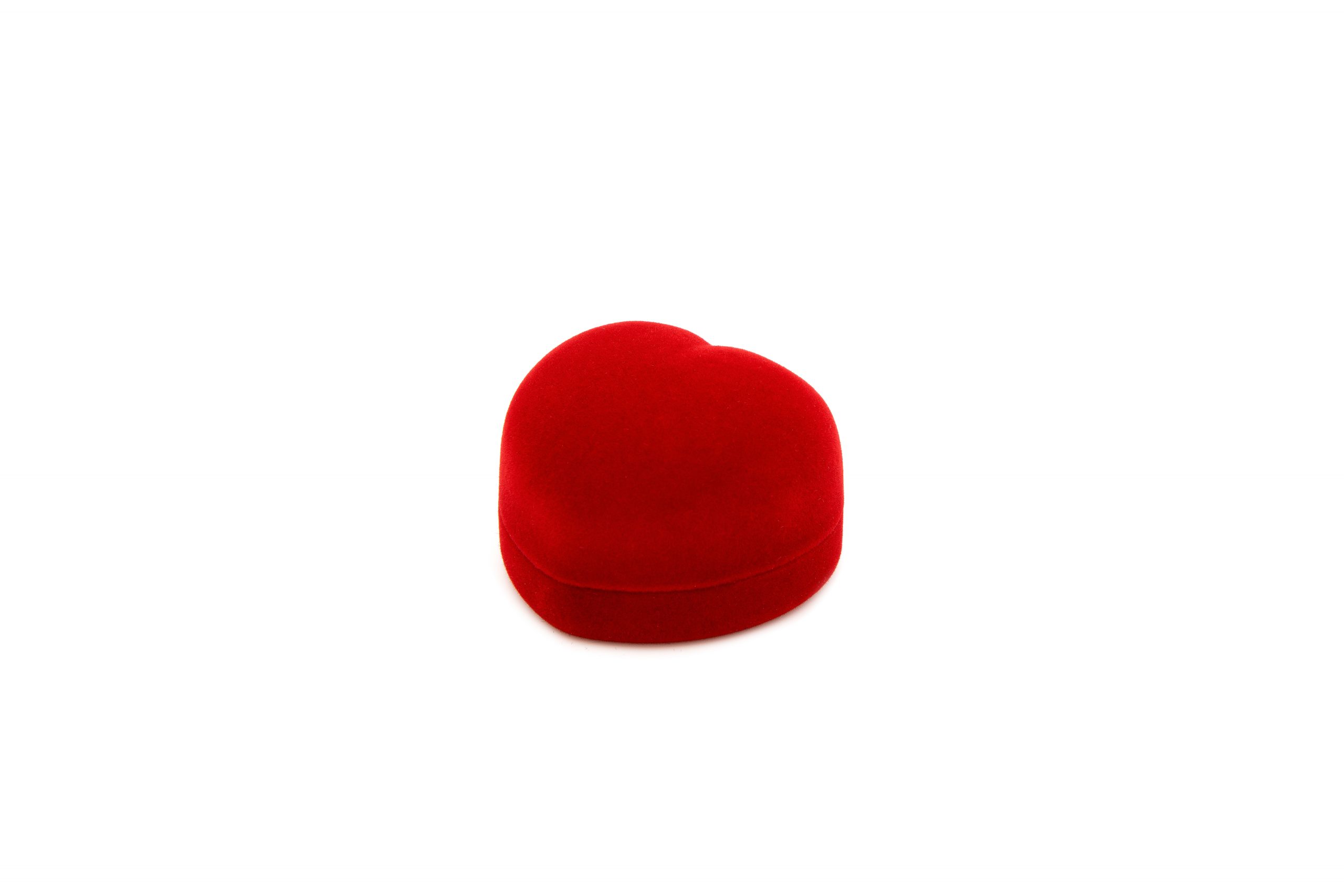 Heart-shaped Velvet box